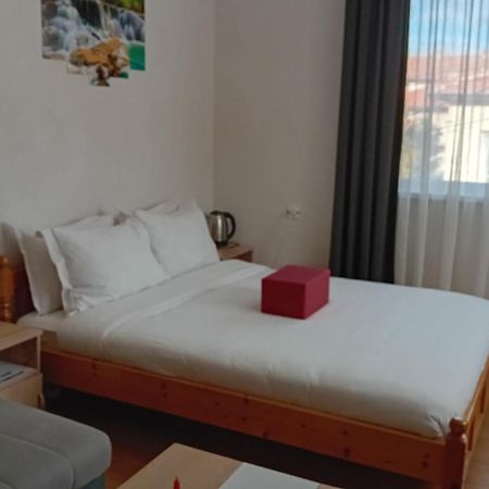 Holiday Guest House Kemo Sapareva Banya Buitenkant foto
