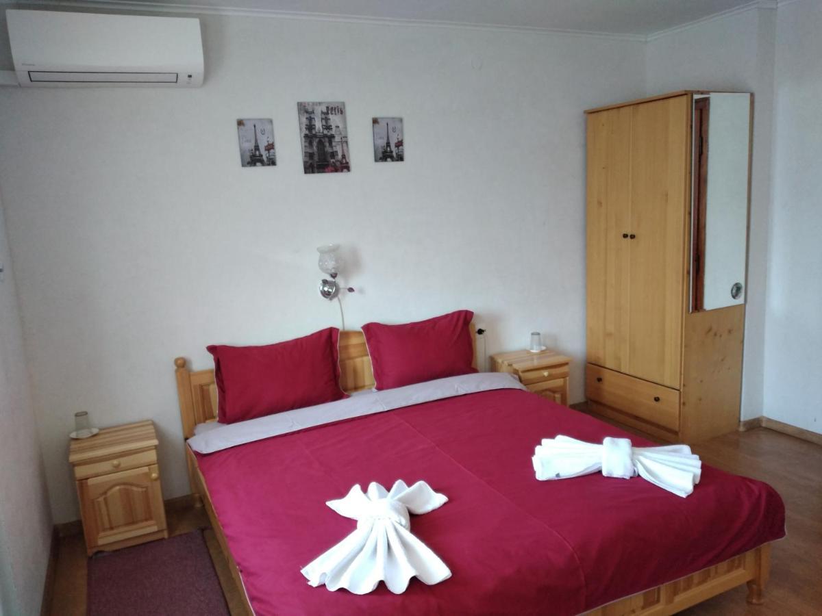 Holiday Guest House Kemo Sapareva Banya Buitenkant foto