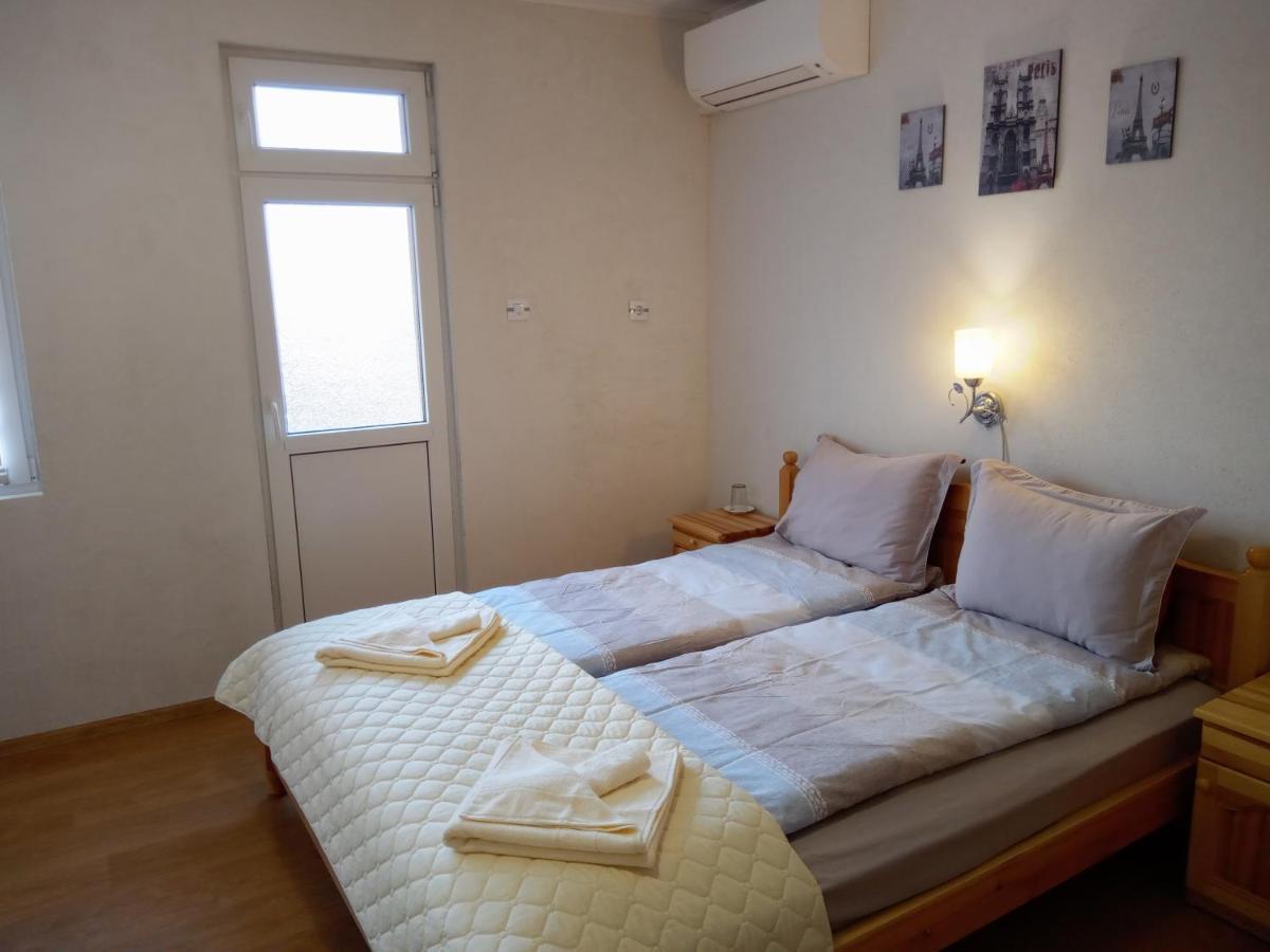 Holiday Guest House Kemo Sapareva Banya Buitenkant foto