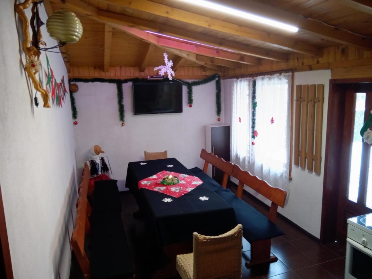 Holiday Guest House Kemo Sapareva Banya Buitenkant foto