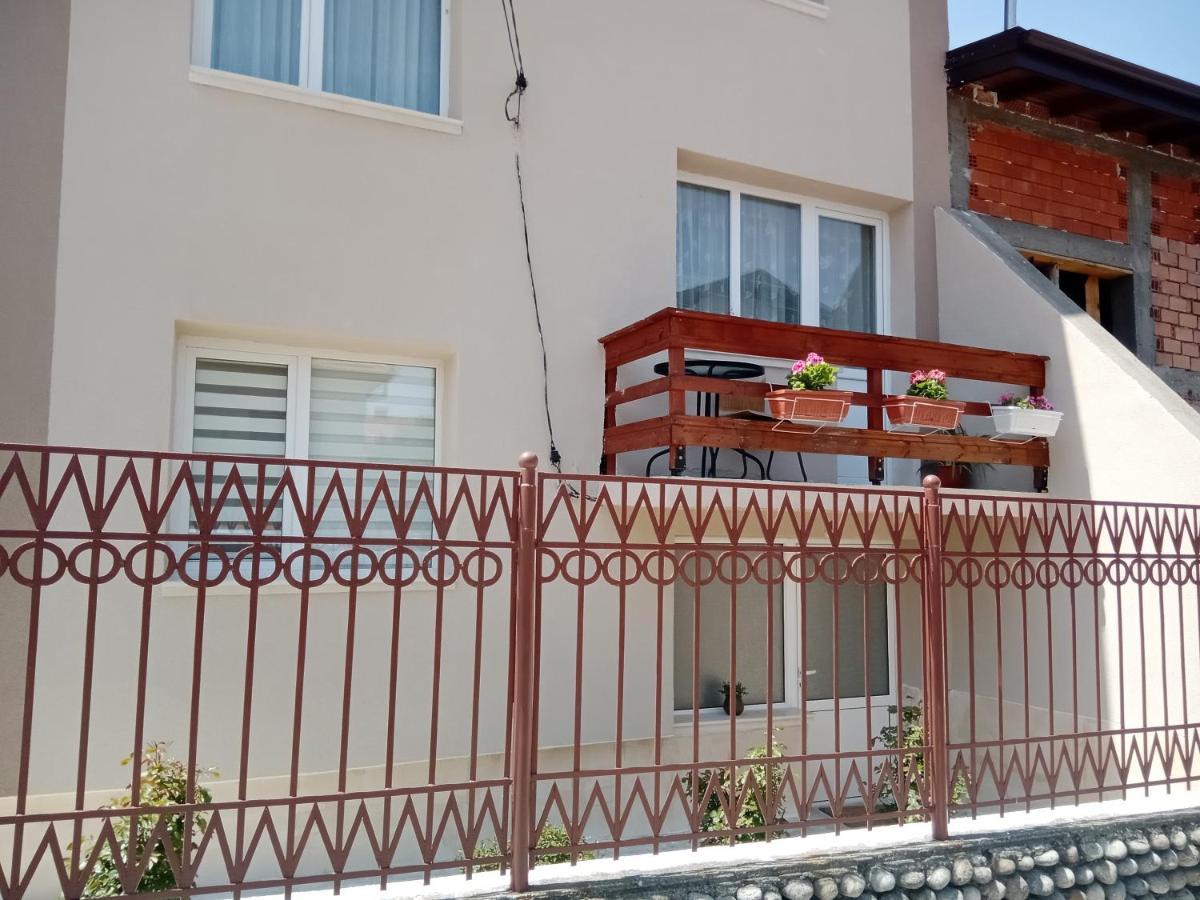 Holiday Guest House Kemo Sapareva Banya Buitenkant foto