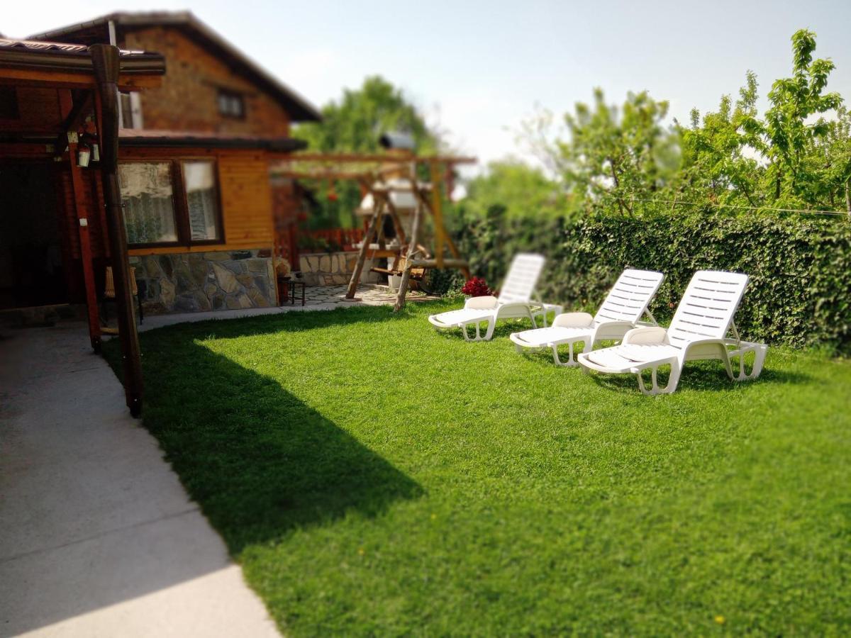 Holiday Guest House Kemo Sapareva Banya Buitenkant foto