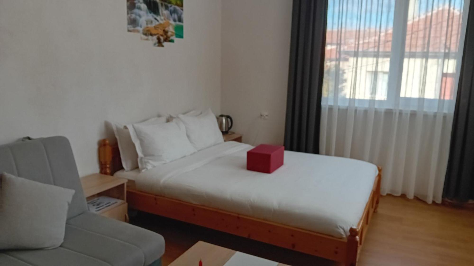 Holiday Guest House Kemo Sapareva Banya Buitenkant foto